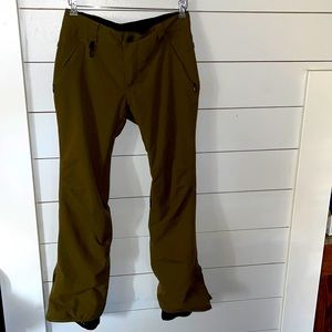 686 snowboarding/ski pants